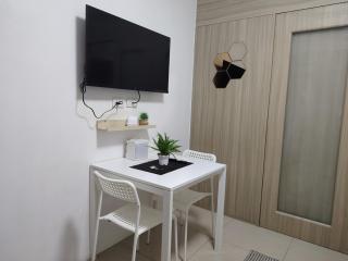 Manila Prime Staycation 1537 - 0