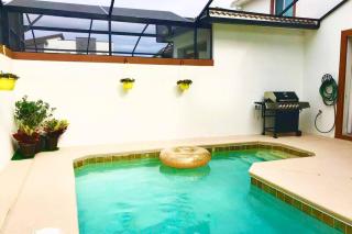 Last Minute Disney Getaway Townhouse with Private Pool. Book Now 94805 - 9