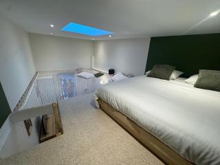 Le Cocon Suspendu avec filet et cinéma privé - 1