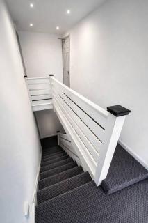 Modern Private Room | Central RG1 | Shared Home 2 - 5