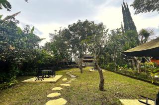 Batur Sunrise Guesthouse - 4