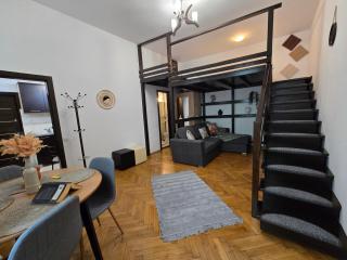 Sofia's Home Comfy Studio in the Old Town Brasov - 3