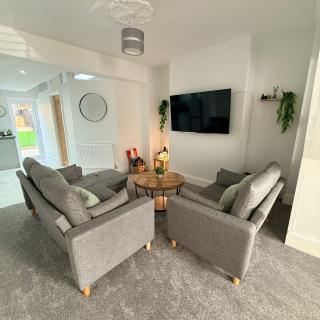 171 Stroud Road - 4