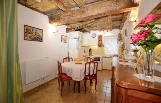 Maison Typique De Village - 6