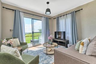 Golf Estate Apartment with Garden Views and Work-Friendly - 2