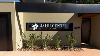 Jahu Center House - 9