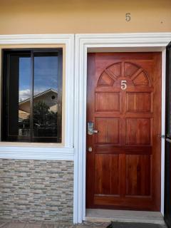 Nielo's Apartment Door 5 - 7