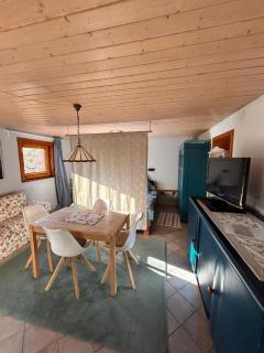 Blick In Den Garten - Holzschlag - 8