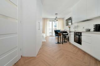 Modern Air-conditioned Studio with Parking and Balcony by Noclegi Renters - 5