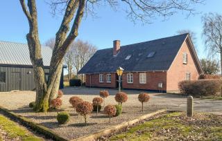 Lovely Home In Gram With Wifi - 7