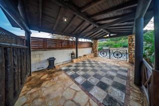 Petrochtisto Coastal Escape with Pool and Sea Views - 7