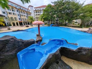 Desaru Black Beach Sky Mirror Residence - 2