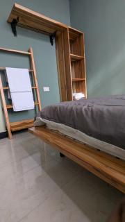 Quiet Furnished 1-Bedroom Monthly Stay Secure Parking - 7