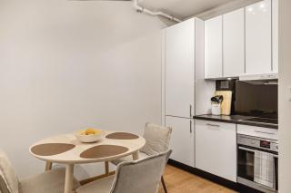 Lys og innbydende leilighet i Sandviken - 1