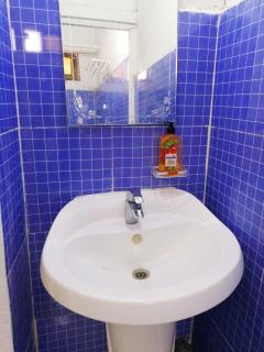 Mamdali Hostel and Apartment - 6