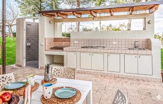 Awesome Home In Macerata - 7