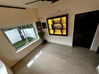 Fleur Haus Rooms - 1