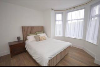 Ideal for Contractors - Spacious 6 Bed House - 8