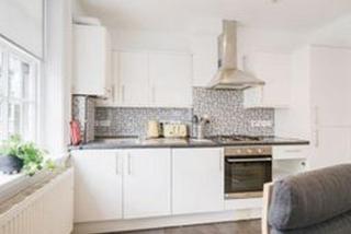 Charming 1 Bedroom Apartment in Lewisham - 7