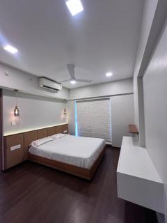 Skyline Serenia 23rd floor - 1
