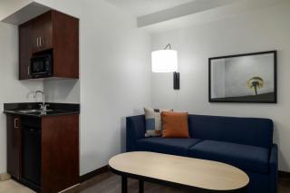 City Express by Marriott Washington, DC Northeast - 3