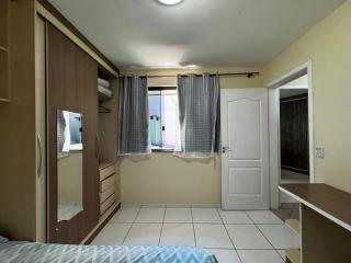 Quarto a 5 Minutos do Hosp Erasto e UFPR - 1