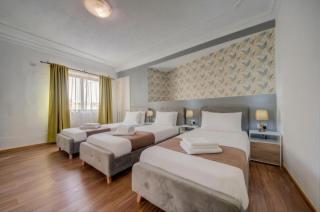 Sliema Seaview 4BD Apartments & Penthouse with Jacuzzi - 8