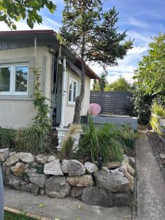 Chatička Anička or Garden 77 - 2