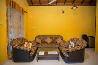 Serene Vista Villa, formerly Bungalows - 5