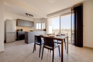 2 bedroom flat with balcony, valley views KARP1-8 - 4