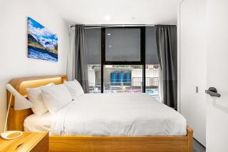 Modern Carlton Living Minutes to CBD - 7