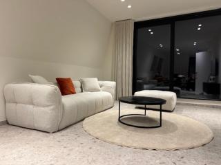 The Corner -FRANS - 9