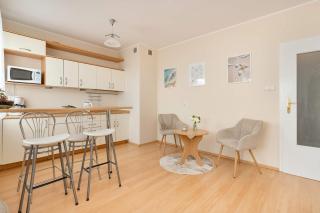 Cozy Apartment Jelitkowski Dwór in Gdansk with Parking by Noclegi Renters - 4