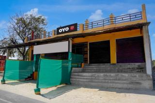 SPOT ON Hotel Royal X - Prayagraj - 3