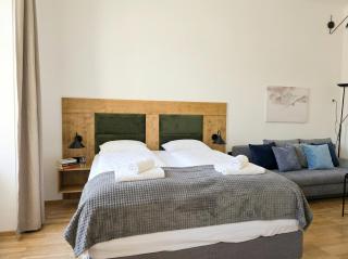 Stylish 1BR Apartment Wiener Stadthalle - 9