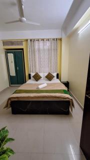 Mayabini Homestay 3BHK - 6