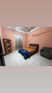 LOT 1423 Homestay - 2