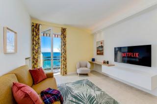 Desenzanoloft Garda Golden Sunrise official partner Homes and Villas By Marriott Bonvoy - 3