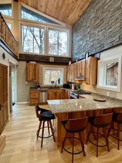 Tidioute Riverfront Chalet Year Round Pet Friendly - 9