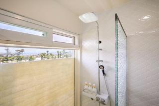 Large family accommodation for 8-14 people, 500m2 lawn yard - 2