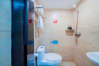 Ruberman River View Hongyadong Jiefangbei Hotel - 6