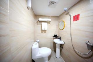 Ruberman River View Hongyadong Jiefangbei Hotel - 3