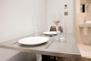 Lovely Studio Flat on Bath Road - Flat 2 - 2