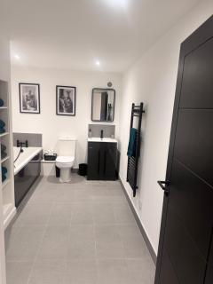 New 2 Bed Apartment in Royston High St - 3