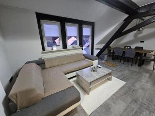 Gemütliche Dachwohnung in Bruchmühlbach-Miesau - 5