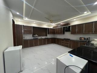 The White Lodges - 6