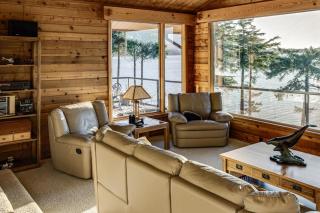 Hot Tub and Whale Watching! Scenic Sitka Escape - 5