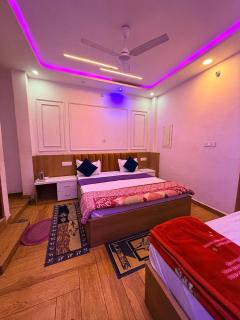 Urban Diamond Palace - Near Ram Mandir - 1