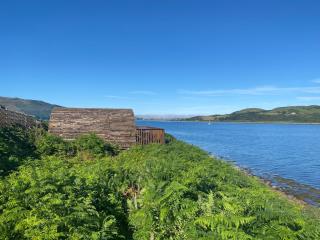 Magical Island cabin overlooking the sea - 8