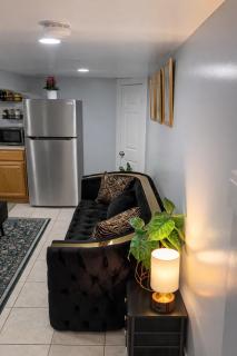 Modern Newark 1BR Apartment, Near Penn Station and EWR - 3